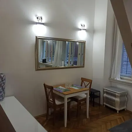 Unique Near Charles Bridge Apartman Prága
