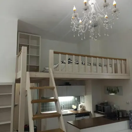 Unique Near Charles Bridge Διαμέρισμα *